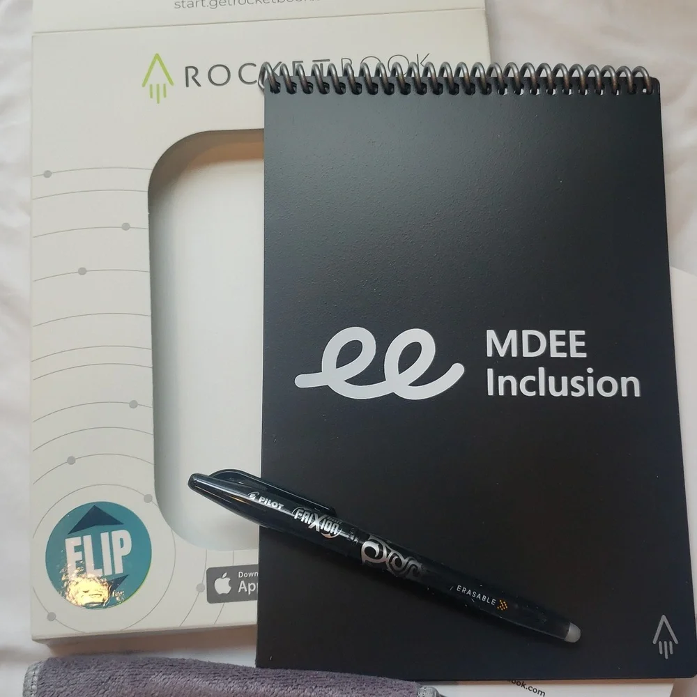 RocketBook Flip Erasable Rewritable Notepad FriXion Pen